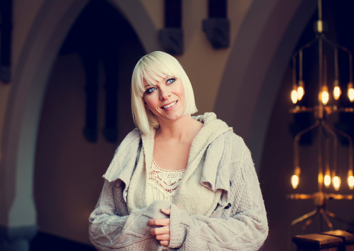 Marian photographed in Fagerborg church